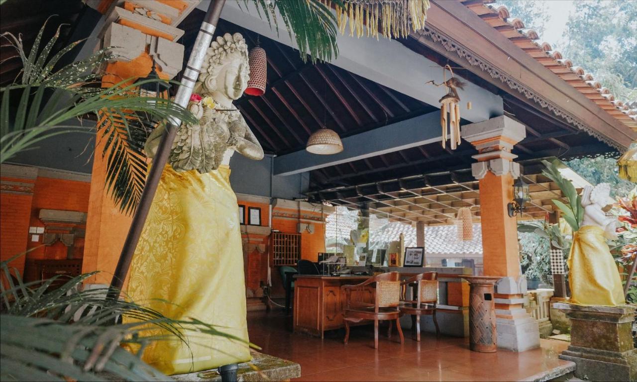 Ubud Hotel & Cottages Malang Exterior foto