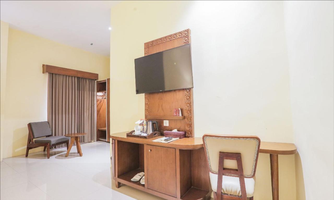 Ubud Hotel & Cottages Malang Exterior foto