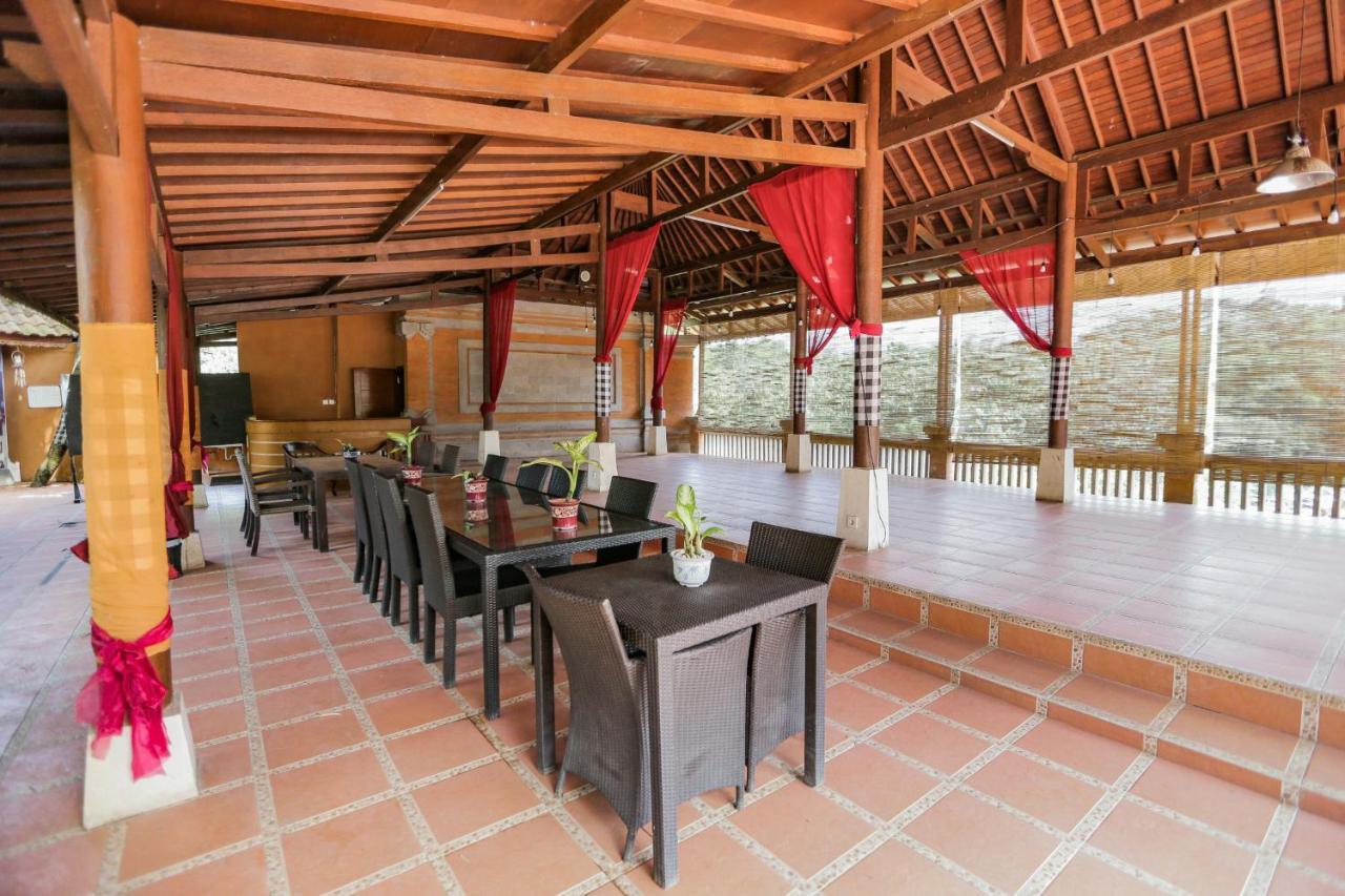 Ubud Hotel & Cottages Malang Exterior foto